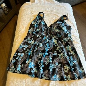 Women’s 26 bathing suit top! Worn 2x